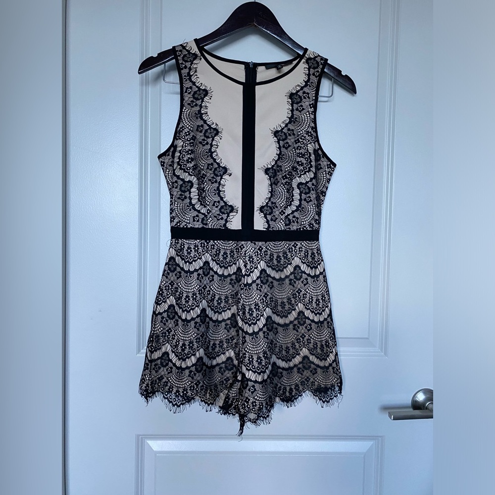 Bodysuit/ romper